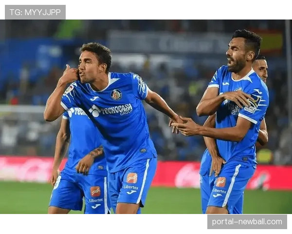 深度解析：为何皇家社会成为“强队克星”？他们的中场绞杀显著降低对手进攻三区传球成功率